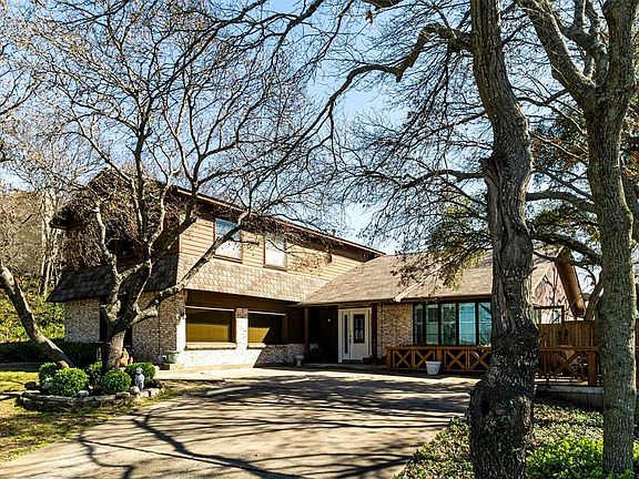 3rd image of 7721 Trailridge Dr