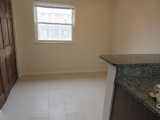 3rd image of 1466 Worthington St APT A