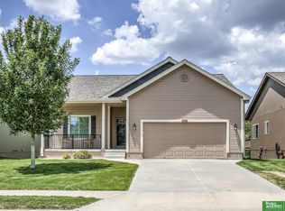6206 S 190th Ter, Omaha, NE 68135