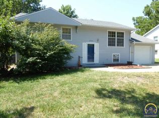 2719 SW Belle Ave, Topeka, KS 66614
