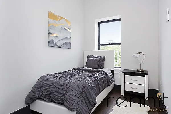 Rented by Rennit Inc. | media 6