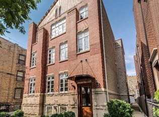 1544 W Addison St APT 3, Chicago, IL 60613