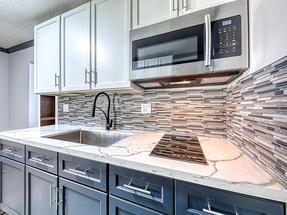 322 N 14th St