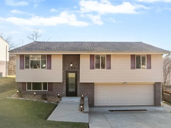 337 Golden Gate Dr, Verona, PA 15147