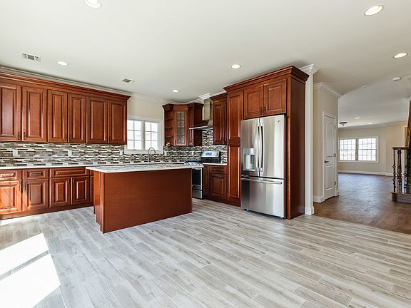 4th image of 179B Washington Ave #B