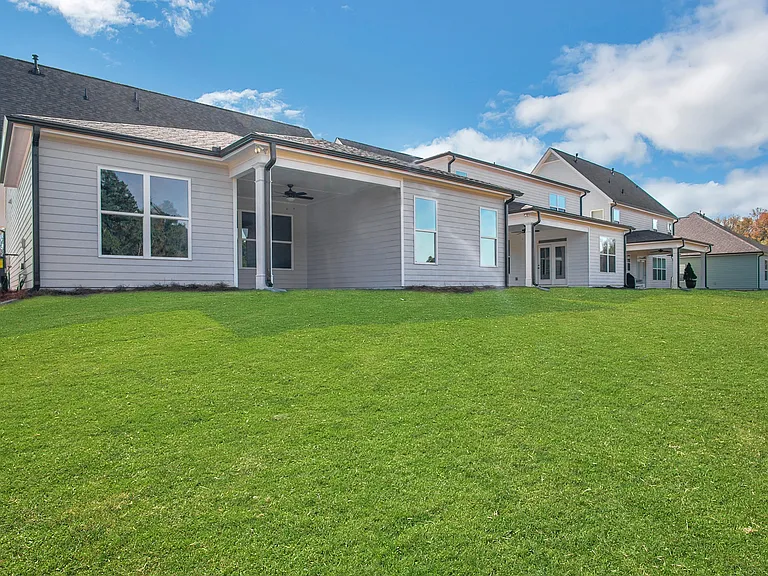 5157 Parkwood Dr — Photo 30