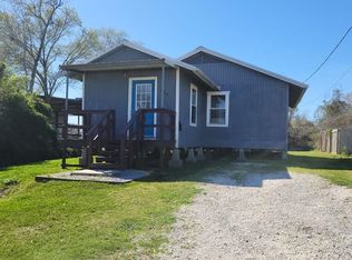 605 Riverside Dr, Westlake, LA 70669