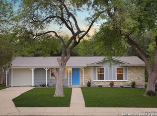 209 Hillview Dr, Universal City, TX 78148