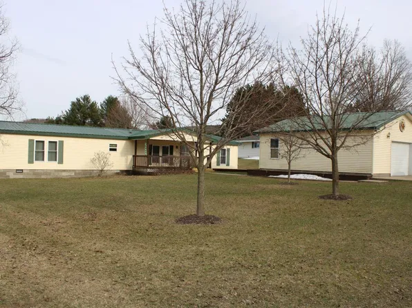 8811 N East Limits St, Mancelona, MI 49659