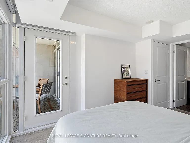125 Western Battery Rd #1516 — Photo 21