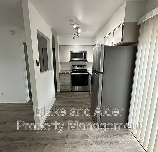 834 SE 42nd Ave — Photo 7