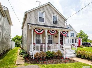 169 W Nicholai St, Hicksville, NY 11801