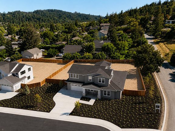 2nd image of 227 Sandraya Heights Rd
