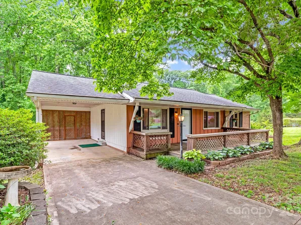 2311 Devon Dr, Dallas, NC 28034