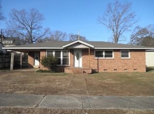 1521 Pinehurst Blvd, Sheffield, AL 35660
