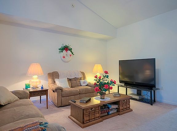 5th image of 230 Wheatland Court