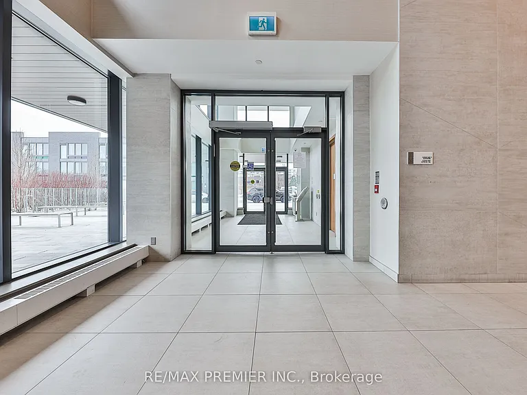2 Sonic Way #610 — Photo 4
