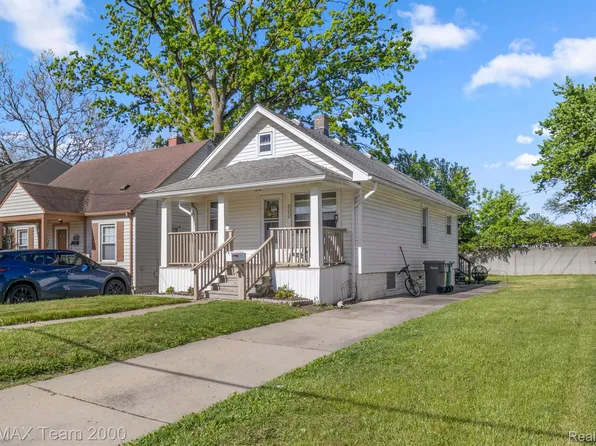 2050 Cornell St, Dearborn, MI 48124