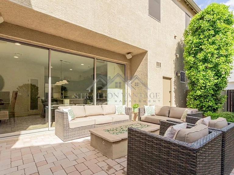 4467 E Remington Dr — Photo 29