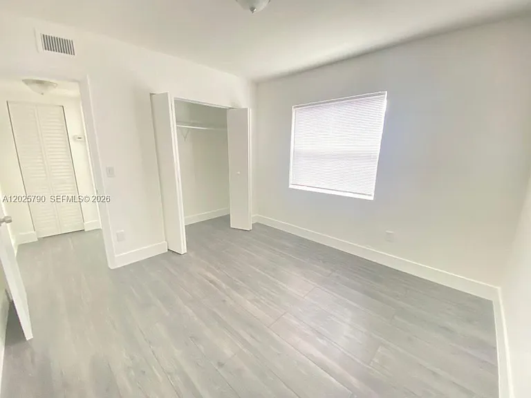 2150 NW 24th St #2 — Photo 8