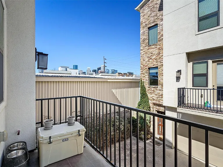 1720 Live Oak St — Photo 30