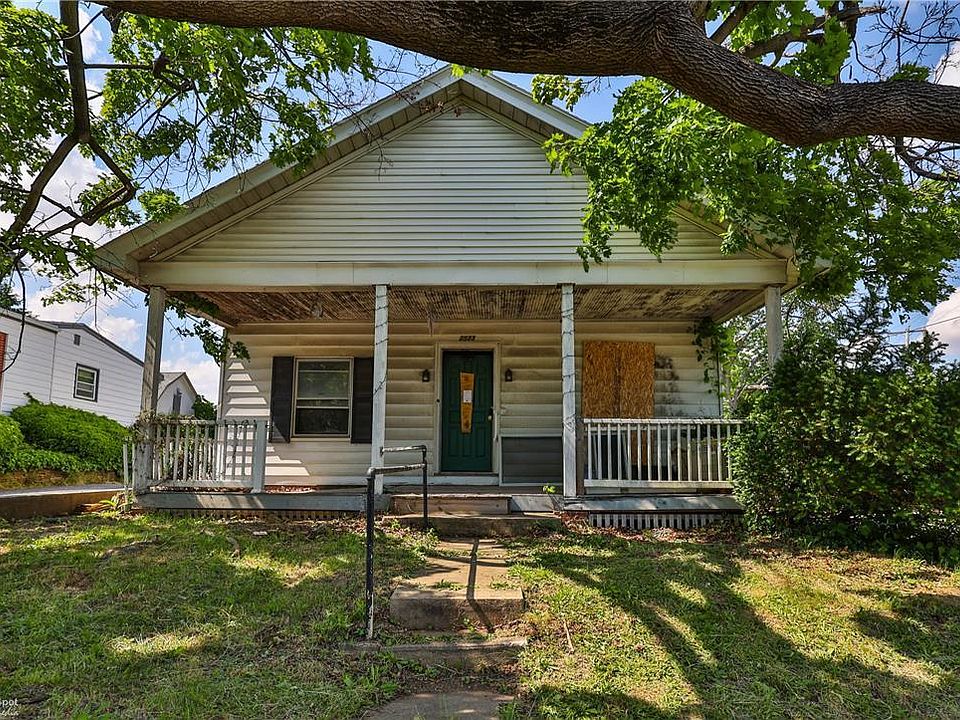 1st image of 2523 Northampton St