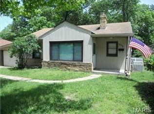 1030 Colebrook Dr, Saint Louis, MO