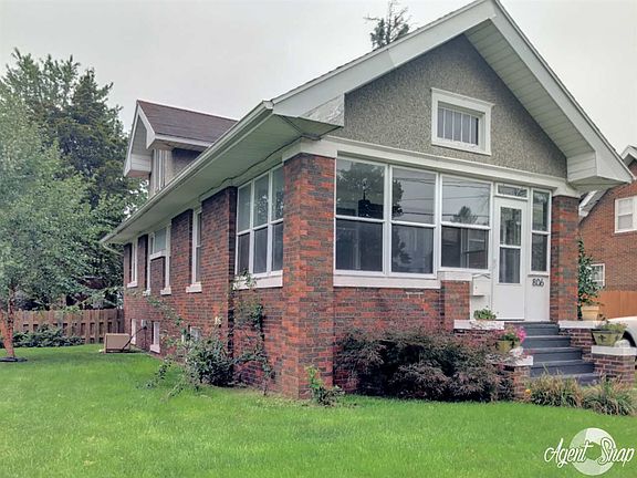 4th image of 806 E Losey St