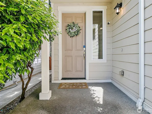 19114 96th Ave Ct E, Puyallup, WA 98375