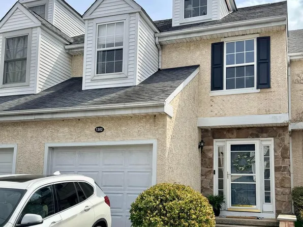 1302 Coventry Pointe Ln #1302, Pottstown, PA 19465