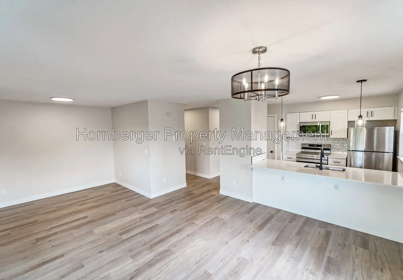 2 bed, 2.0 bath, 978 sqft, $1,495 — Photo 4