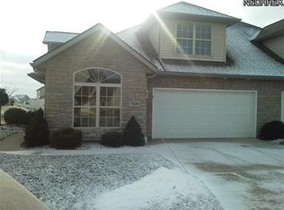 758 Valley View Ct, Kent, OH 44240