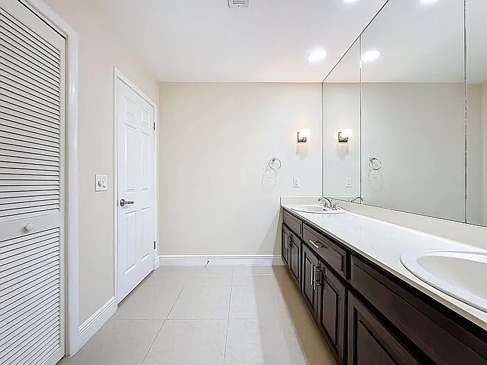 6846 Lake View Dr — Photo 37