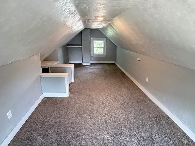 1032 Neptune Ave — Photo 10