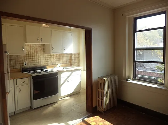 Rented by L.Nelson & Associates | media 55