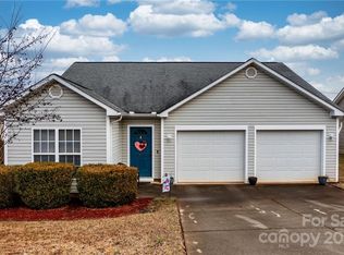 98 Elm St, Morganton, NC 28655