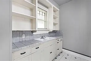 2102 Brackenridge St #B — Photo 12