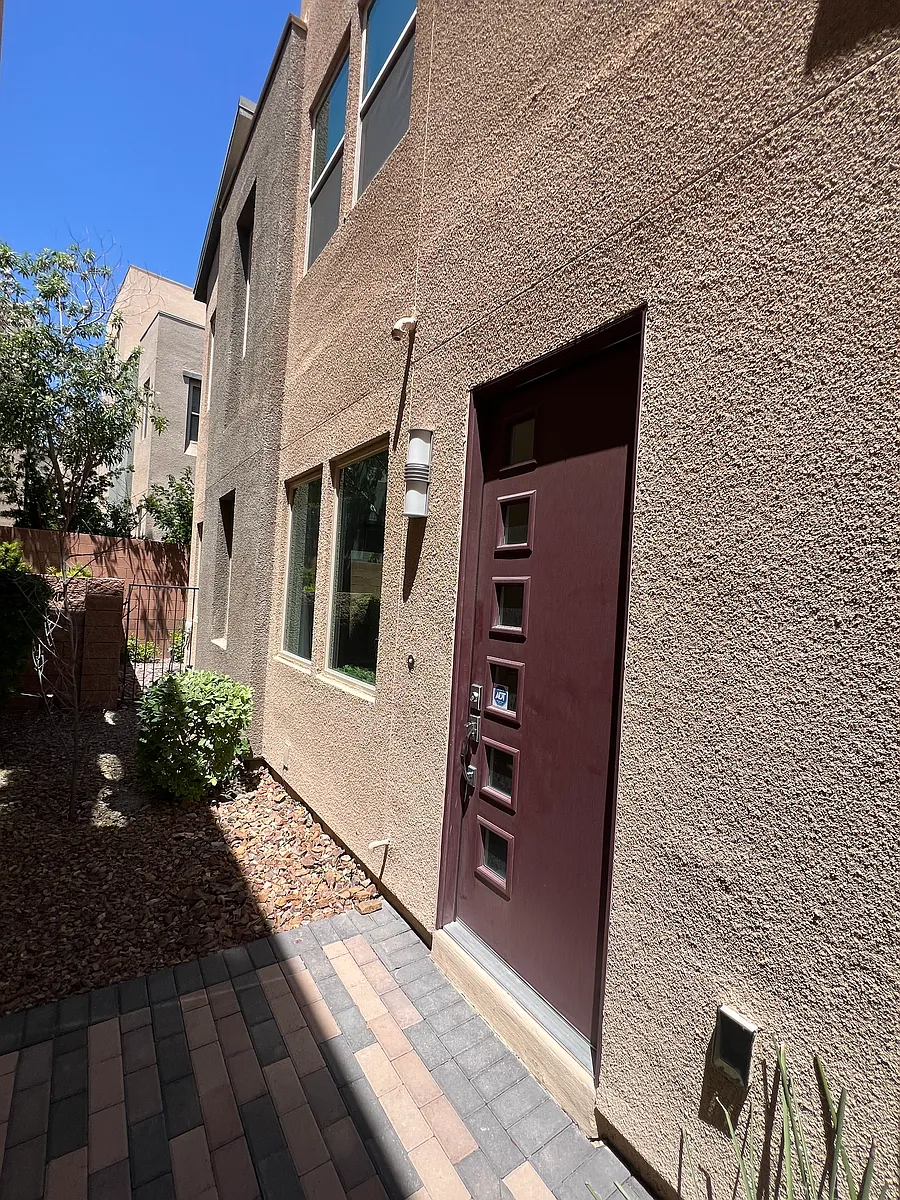 Building Photo - 11361 Gravitation Dr