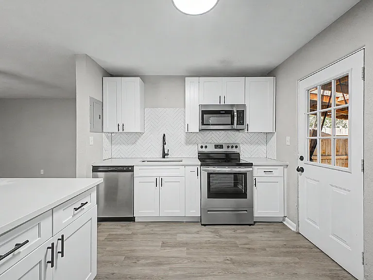 2912 S Delaware St — Photo 5