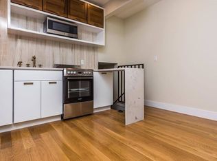 19436 112th Rd, Saint Albans, NY 11412