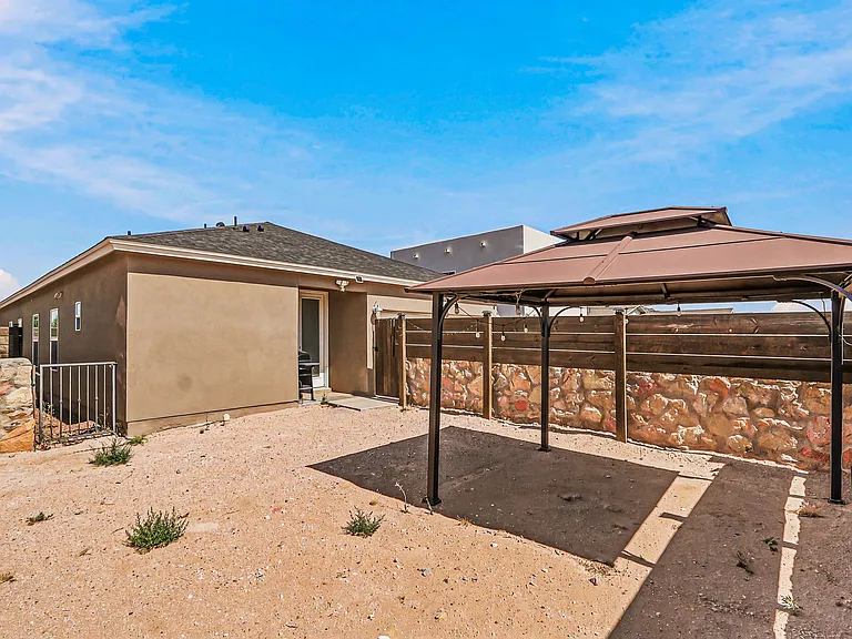 2025 William Caples St — Photo 28