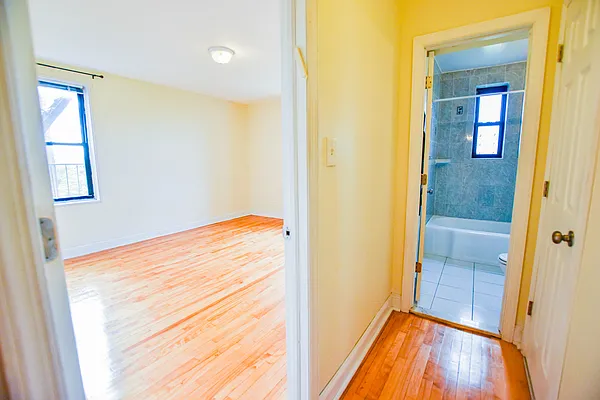 Sold by Remax Edge | media 17