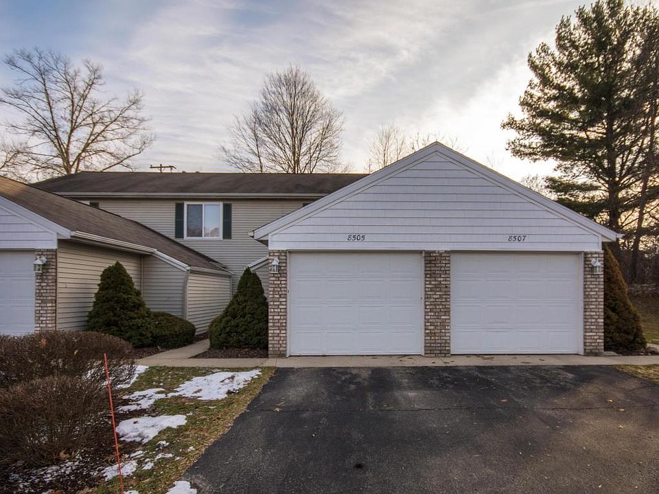 1st image of 8505 Courtland Dr NE