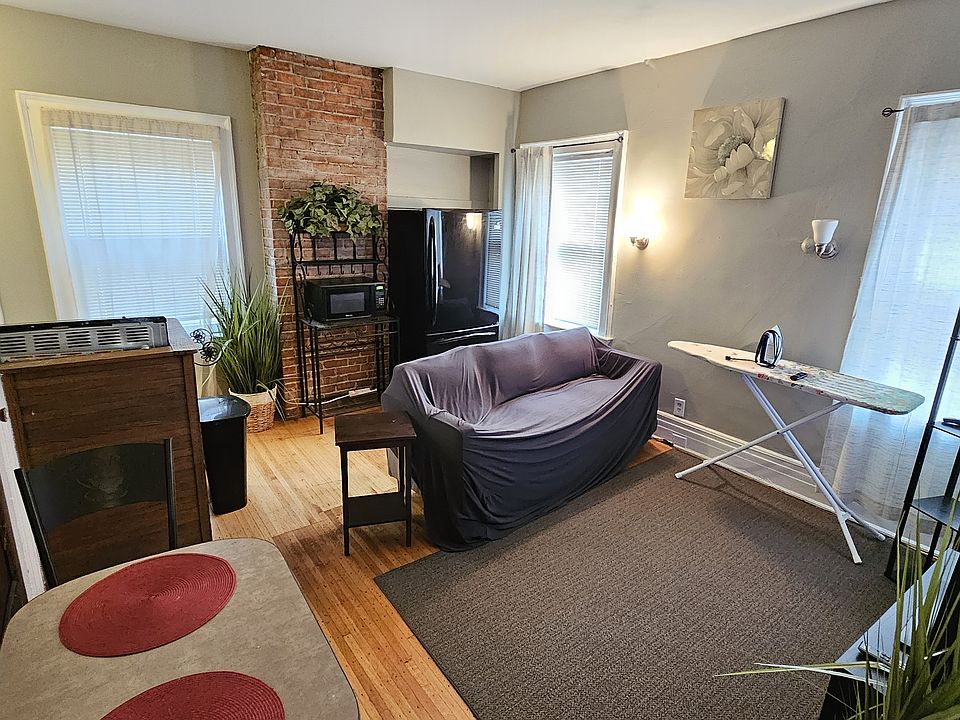 1st image of 419 Richmond Ave #3