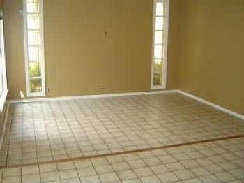 3rd image of 7210 Castle Rock Dr