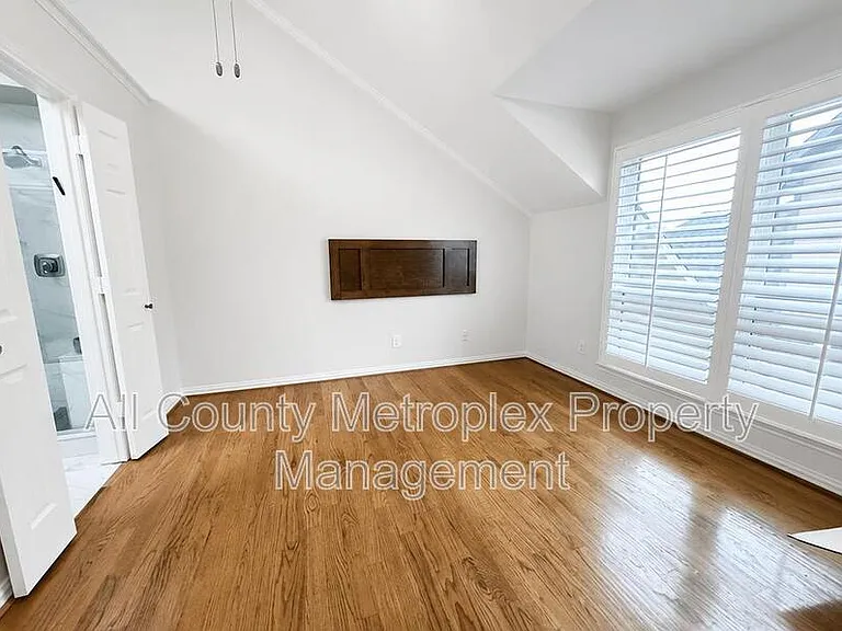 6015 Willow Wood Ln — Photo 5