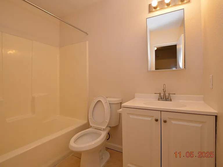 3240 N Mary Dee Ave #D — Photo 9