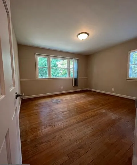 3704 Bevan Dr — Photo 17