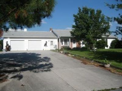 795 Bullfrog Rd, Gettysburg, PA, 17325