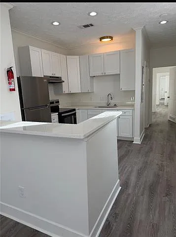 3632 1st St #B — Photo 3